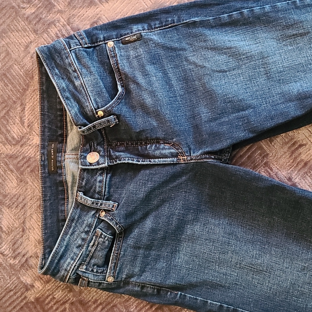 Silver Jean Co Suki Slim Bootcut.  W28/L33